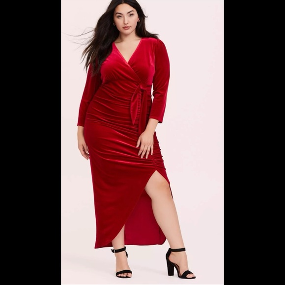 ✨ 3x HP ✨ Worn Once ✨ Velvet High Slit Dress ✨ - Picture 2 of 8